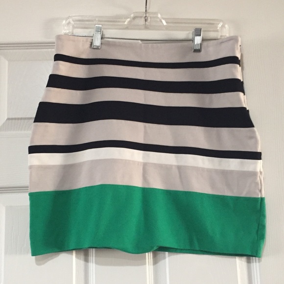 Express Dresses & Skirts - Adorable Stripped Express Skirt Express Dresses & Skirts - Adorable Stripped Express Skirt